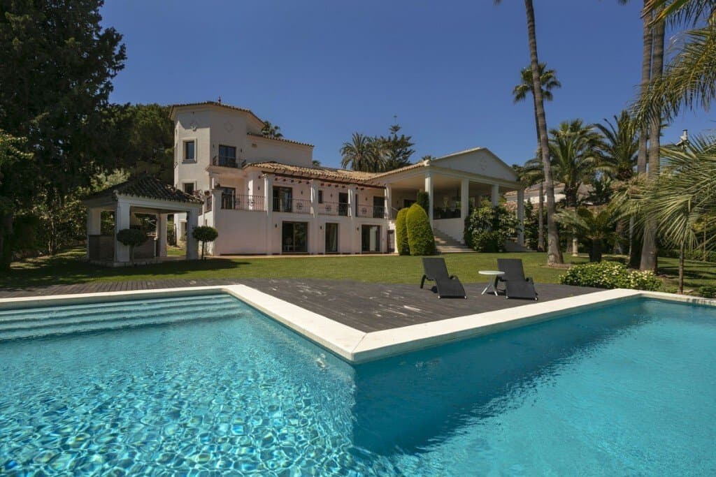 Luxury, Las Brisas, Marbella Villa With 6 In Nueva Andalucia, Marbella, Spain
