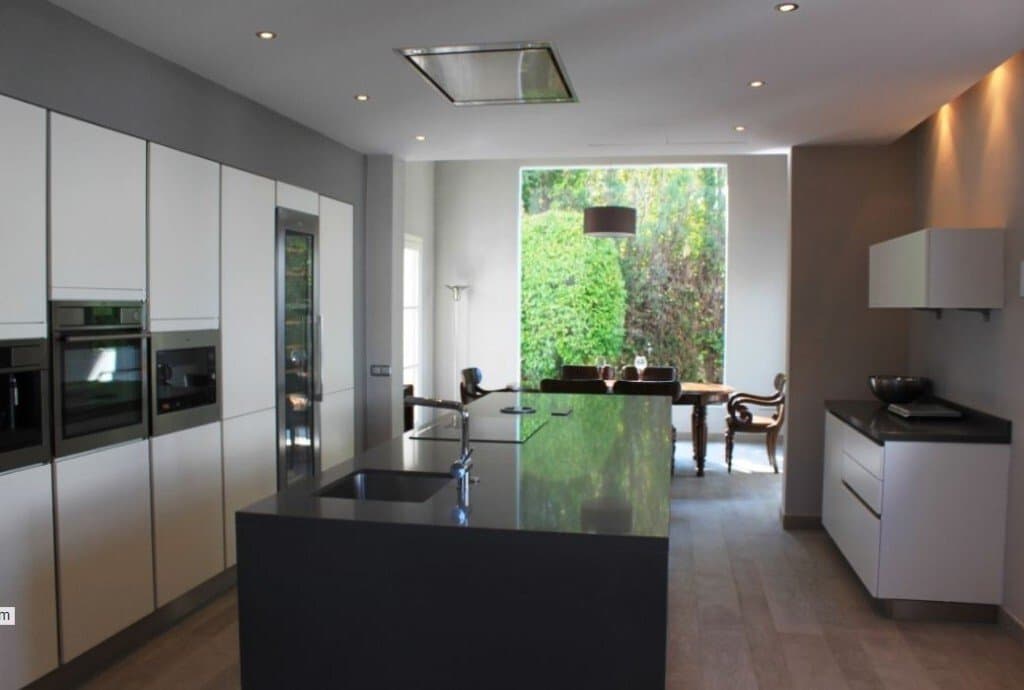 Gallery image 3