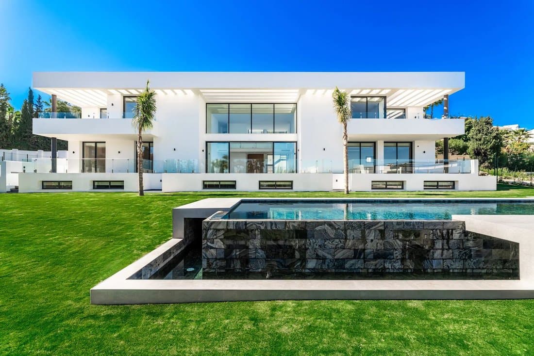 Architectural Elegance & Modern Luxury Villa In In Marbella, Andalusia, Spain