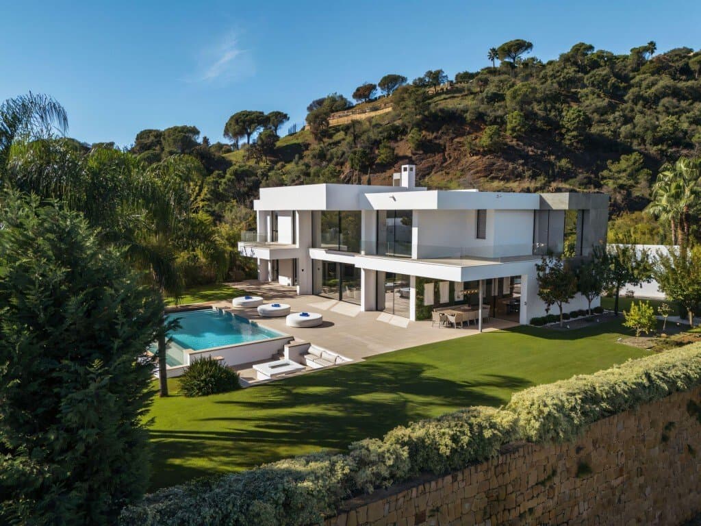 Luxury 5 Bedroom Villa