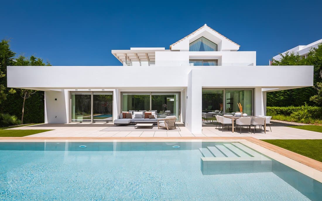 Contemporary 5 Bedroom, 5 Bathroom Villa In El In Marbella, Andalusia, Spain