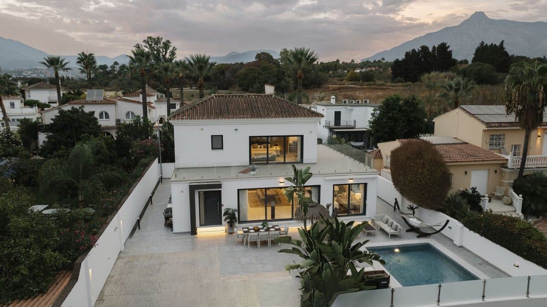 Luxury 4 Bedroom Villa In Nueva Andalucía In Puerto Banus, Marbella, Spain