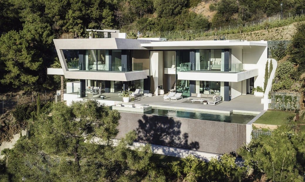 Brand New Ultramodern Luxury Villa