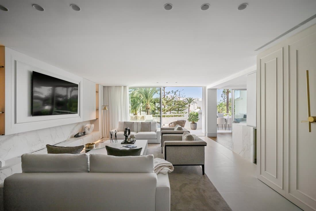 Frontline Beach Duplex Penthouse On Marbella’s In Golden Mile, Andalusia, Spain