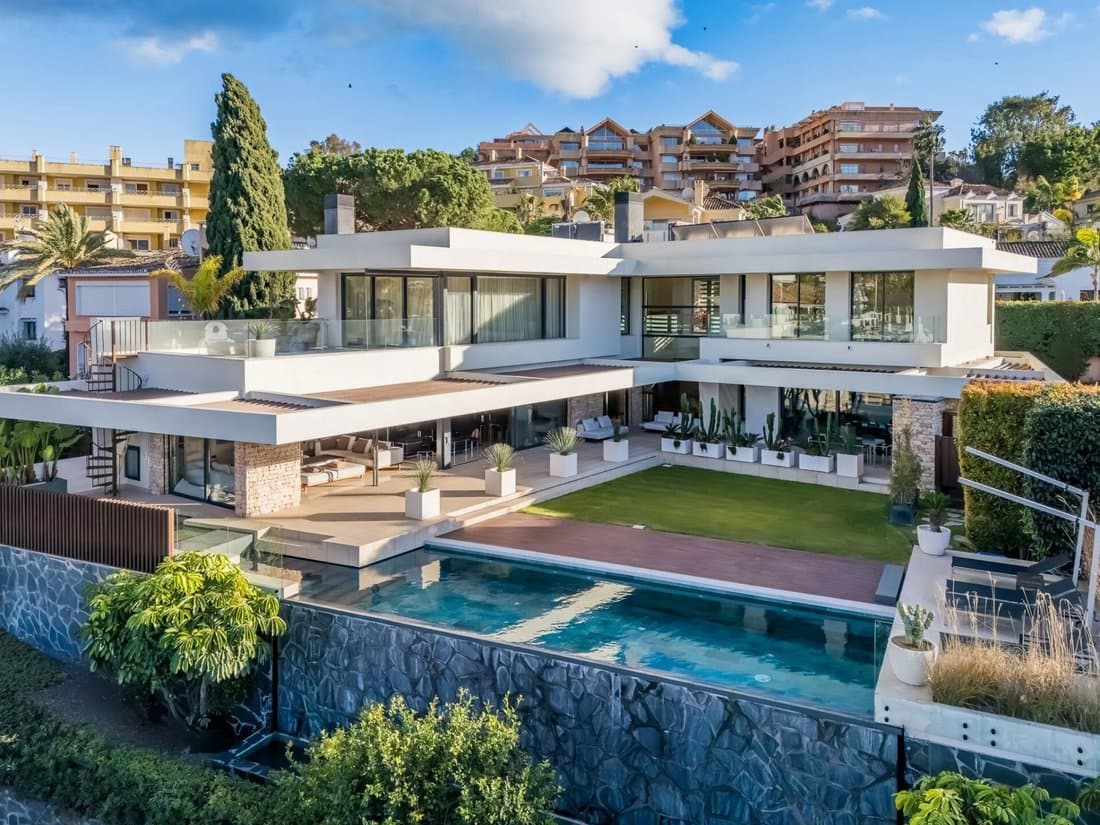 Frontline Golf Contemporary Villa With In Puerto Banus, Marbella, Spain