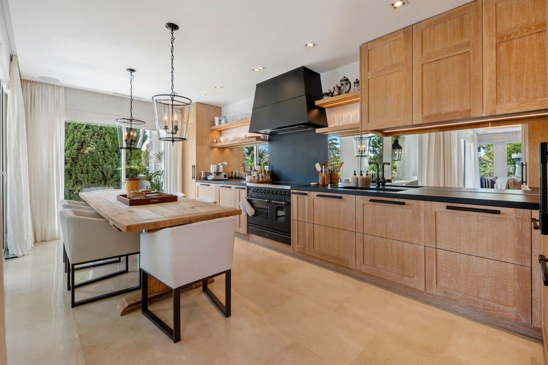 Elevated Resort Living In The Prestigious In Golden Mile, Andalusia, Spain