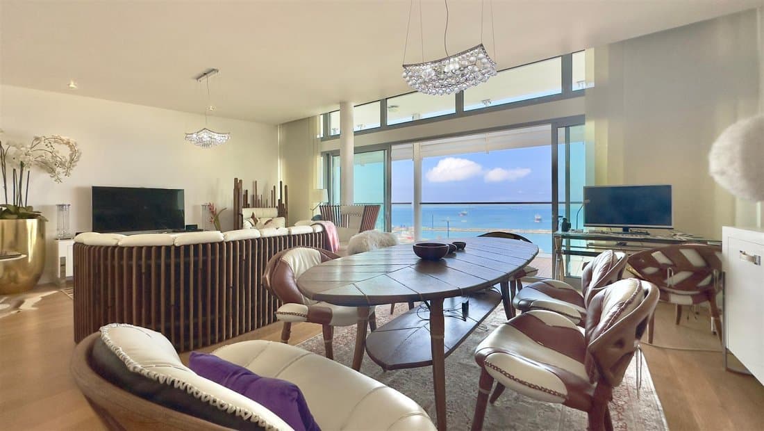 Stunning 3 Bedroom Apartment In Rock Gardens, Gibraltar In Gibraltar, Gibraltar