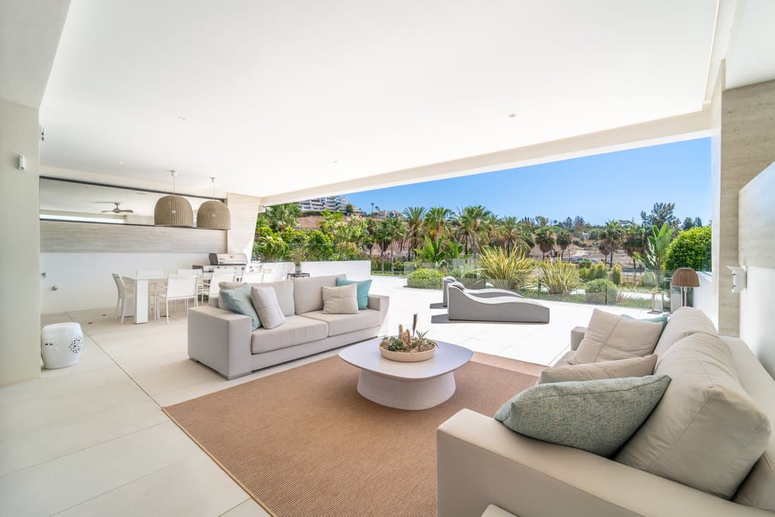Designer Ground Floor Duplex By Fendi Casa In In Golden Mile, Andalusia, Spain