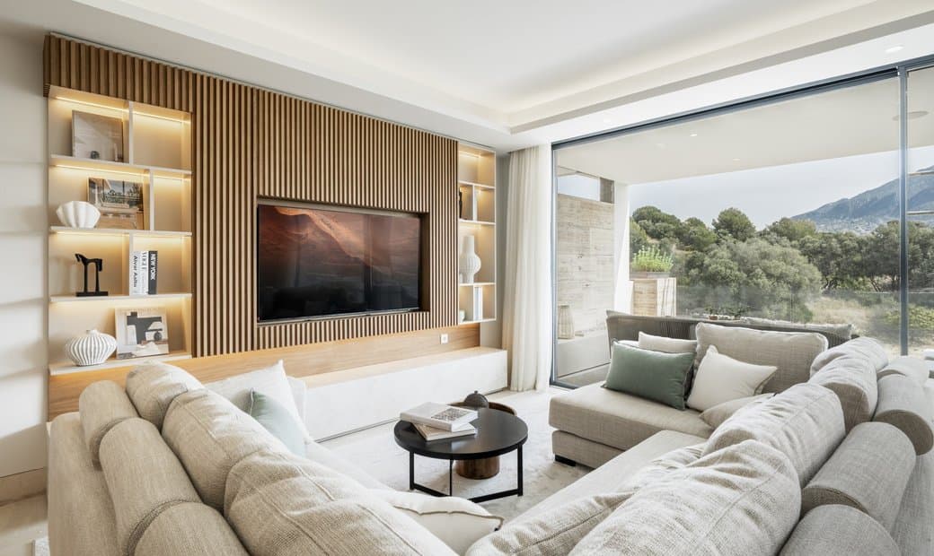 2 Bedroom Ground Floor Apartment In Nueva In Nueva Andalucia, Marbella, Spain